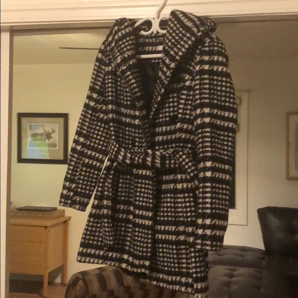 Wool winter coat - Picture 2 of 2